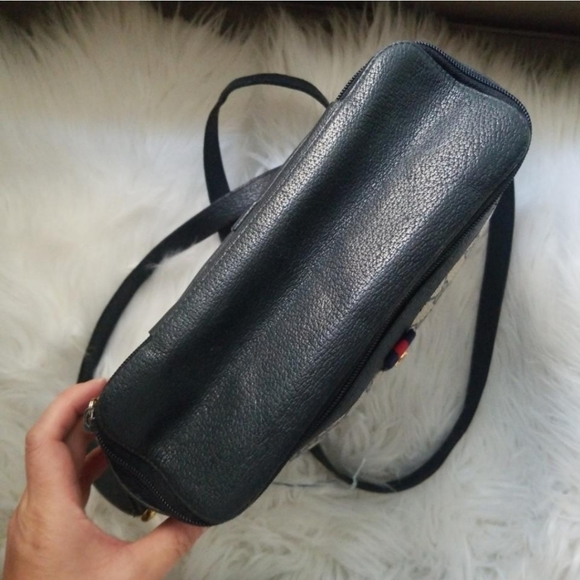 Authentic Vintage Gucci GG Monogram Supreme Sherry Web Ophidia Canteen Camera - Picture 8 of 12